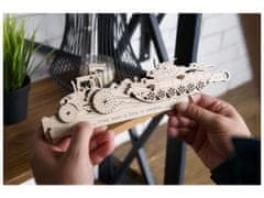 UGEARS 3D lesena mehanska sestavljanka Brave UA Tractor