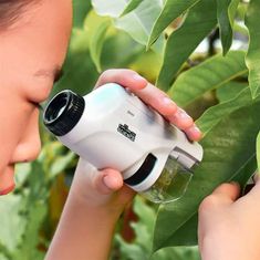 Netscroll Prenosni otroški mikroskop, da vaš nadobudnež spozna mikro svet, poučna igrača idealna za raziskovanje v naravi in doma, odlična ideja za darilo, MicroscopeKit