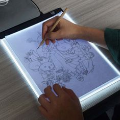 Maaleo LED osvetlitvena tablica za risanje