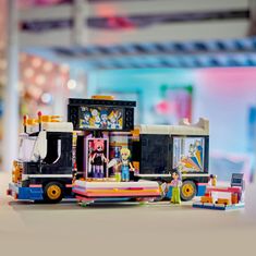 LEGO Friends 42619 avtobus za pop zvezde na turneji