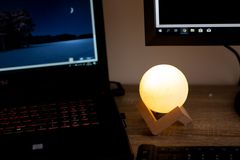 Volino Dekorativna LED svetilka Iko 3D Moon